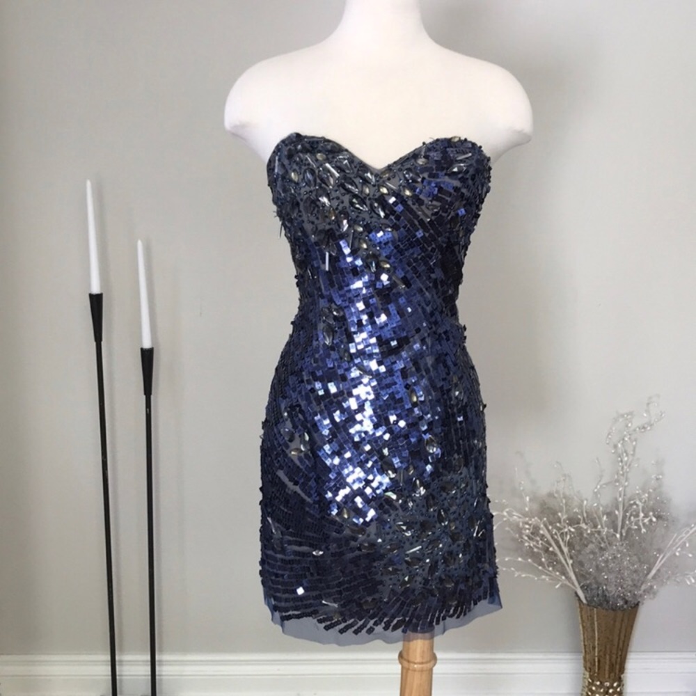 Mac Duggal strapless Sequin gemstone dress